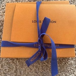 louis vuitton vernis Rose Card/ Key Case